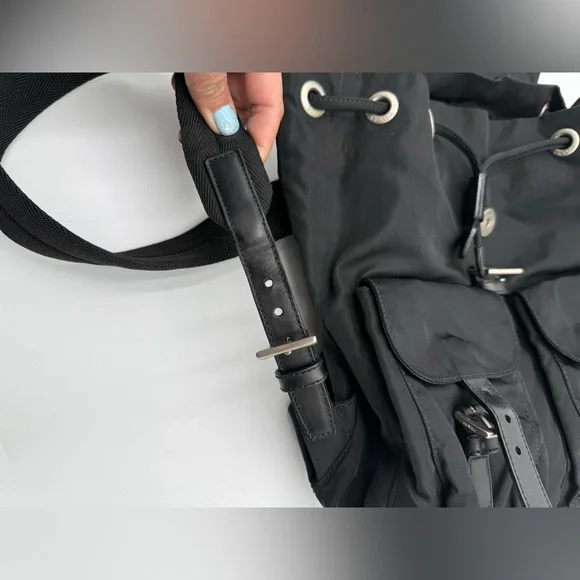 🌹♥️PRADA NYLON NERO BACKPACK♥️🌹 - Picture 11 of 14